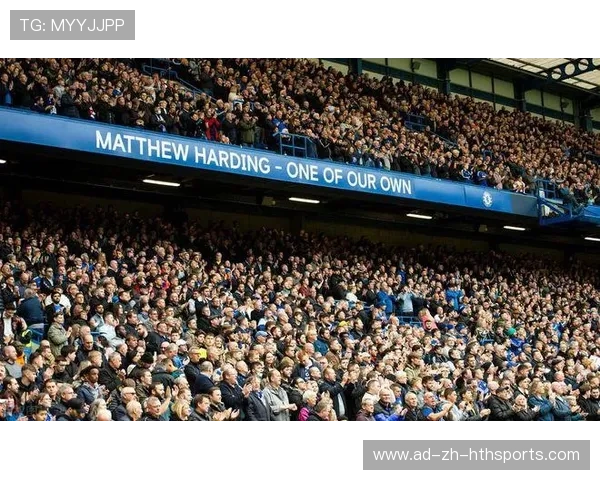 切尔西左路换位形成破门良机 切尔西左路换位形成破门良机