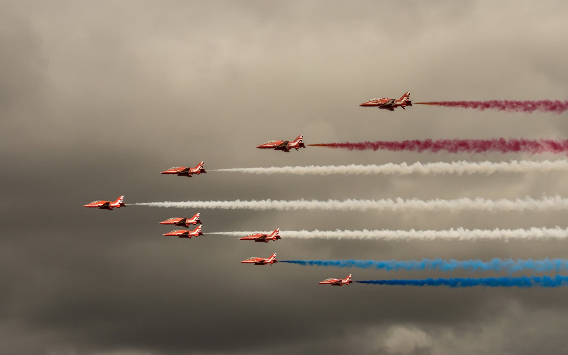 世界杯中国队晋级 球员拼搏精神鼓舞人心，世界杯足球中国队员