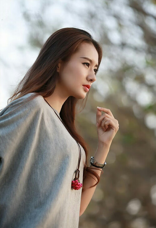 瓦伦西亚主打防守反击抢得关键三分,瓦伦西亚首发